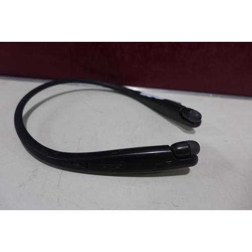 3097 - LG headset (269-806) * This lot is subject to vat