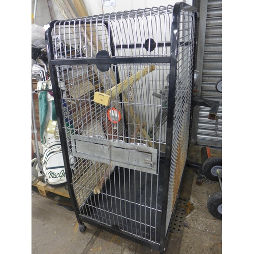 2403 - 4ft x 3ft x 2ft parrot cage