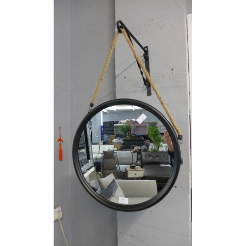 1320 - A medium black metal mirror on hanging rope, 46cms (JRG1809)   #