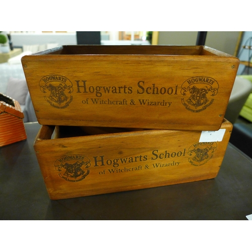 1357 - A set of two Hogwarts small wooden storage boxes (BX026HS220)   #