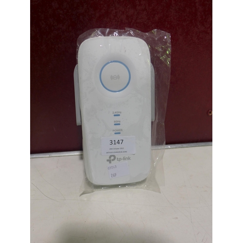 3089 - TP-Link Ac1750 (Re450)   dual band WiFi extender  (269-231)  * This lot is subject to vat