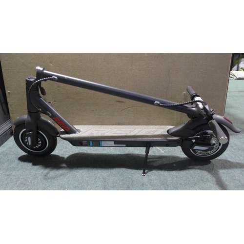 3003 - Reid Electric Scooter (No Charging Lead), Original RRP £389.99 + Vat    (266-431)  * This lot is sub... 