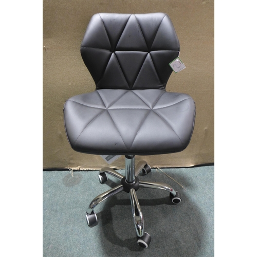 3017 - Vida swivel chair - original RRP £89