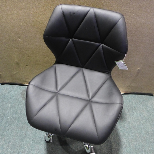 3017 - Vida swivel chair - original RRP £89