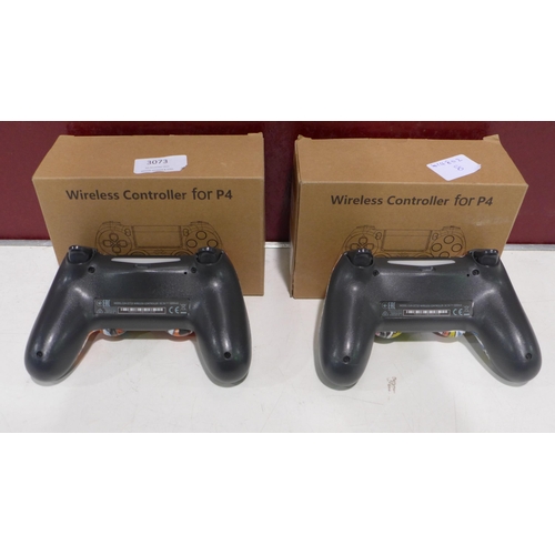 3073 - 2 Wireless controllers for PS4