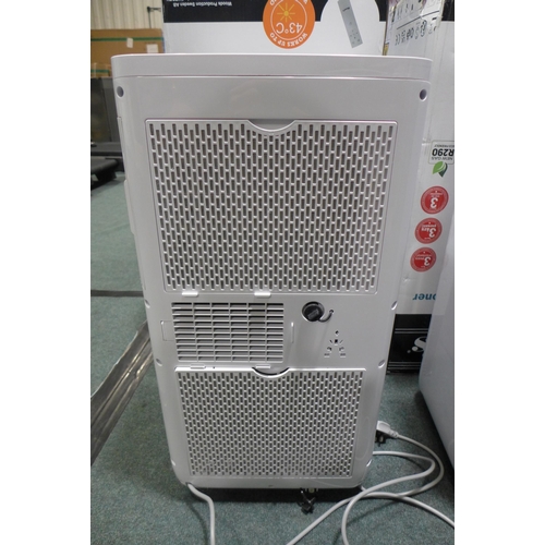 3162 - Woods Air Conditioner With Remote, Original RRP £249.99 + Vat              (266-229)  * This lot is ... 