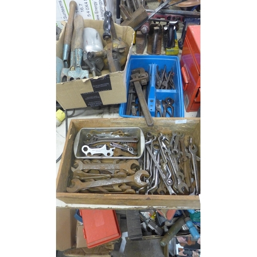 2012 - Job lot Ca. 200  hand tools mostly spanners