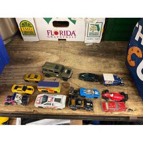 2063 - Approx 100 Matchbox diecast cars