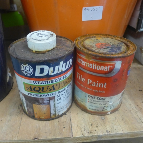 1992 - 9 x 750ml Dulux Weathershield base coat with 9 x 750ml international tile paint