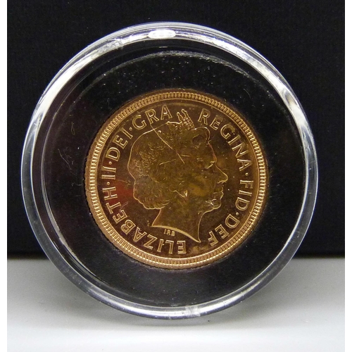 133 - A 2000 half sovereign