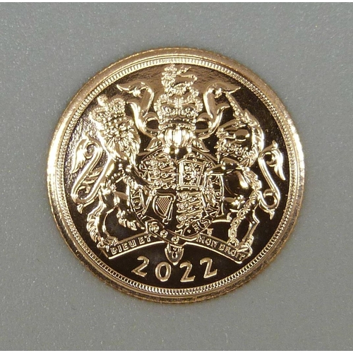 18 - A 2022 half sovereign