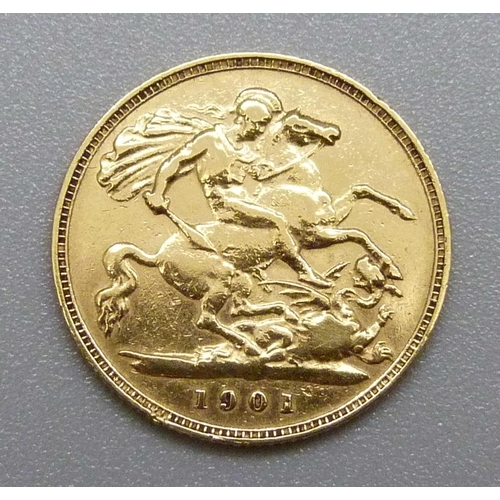 217 - A Queen Victoria 1901 half sovereign