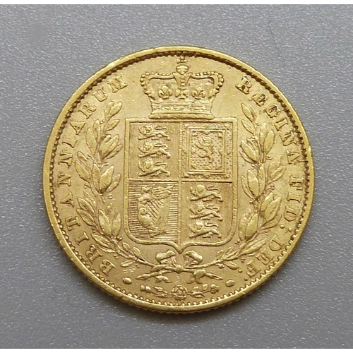 254 - A Victorian 1860 full sovereign