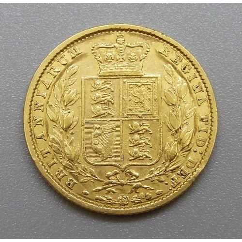 255 - A Victorian 1862 full sovereign