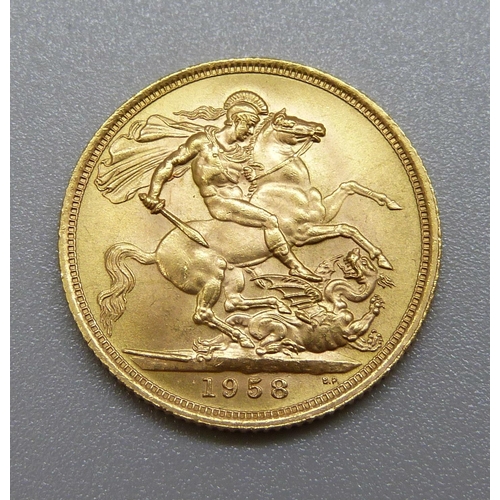 296 - A 1958 full sovereign