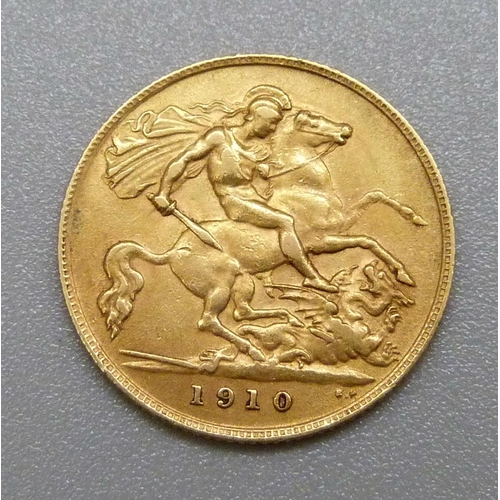 327 - An Edward VII 1910 half sovereign