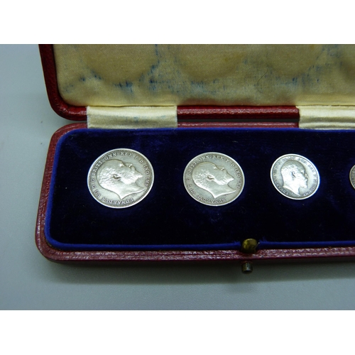 33 - An Edward VII 1905 Maundy money coin set