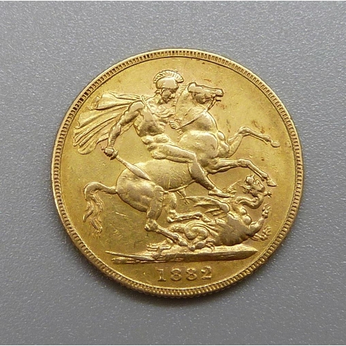 360 - A Victorian 1882 full sovereign