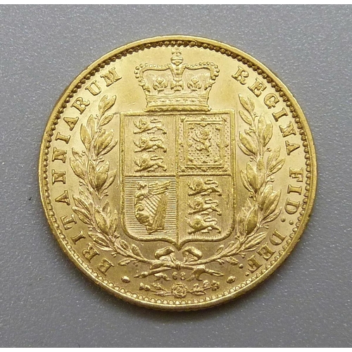 367 - A Victorian 1866 full sovereign, die 68