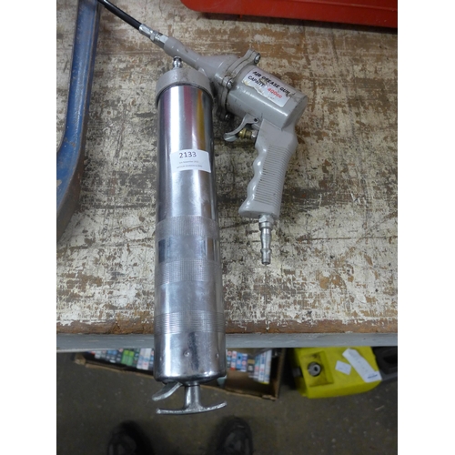 2031 - 400cc Air pump grease gun