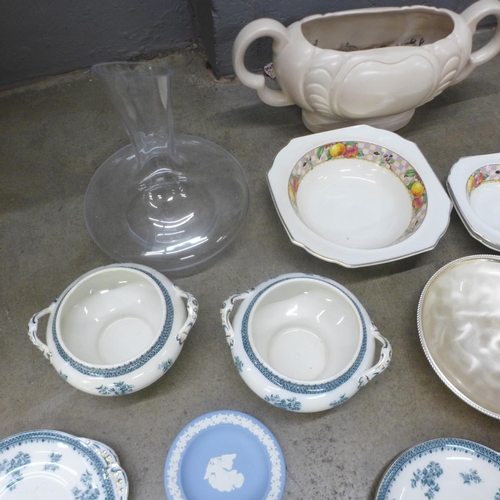 1205 - A Govancraft centrepiece, dinnerware, two Spode plates, The Snowy Owl plate, a Jasperware dish, a pa... 