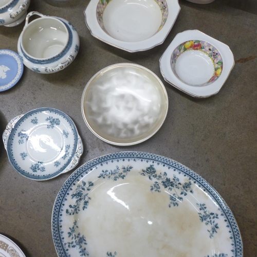 1205 - A Govancraft centrepiece, dinnerware, two Spode plates, The Snowy Owl plate, a Jasperware dish, a pa... 