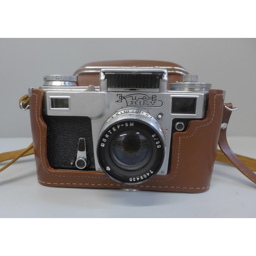 631 - A vintage Kiev film camera