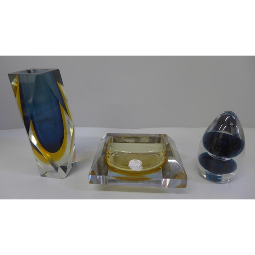 643 - A 1970s Murano vase, Murano ashtray and one other