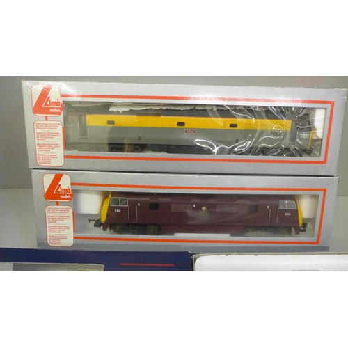 672 - Two Lima and one Bachmann 00 gauge locomotive, boxed