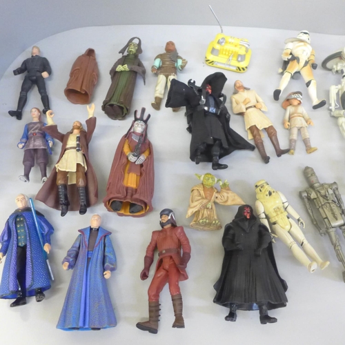 685 - A collection of Star Wars toys