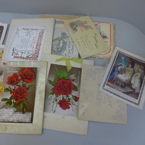 720 - A collection of early 20th Century cards and postcards