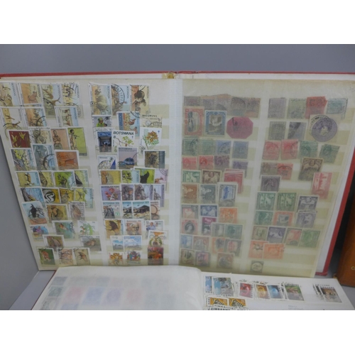 771 - Five albums of world stamps