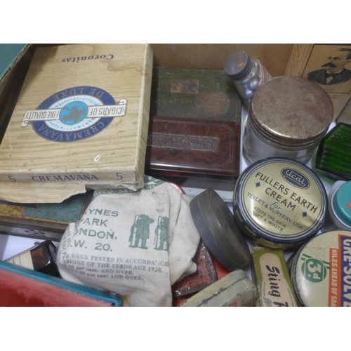 815 - A collection of vintage tins and advertising items