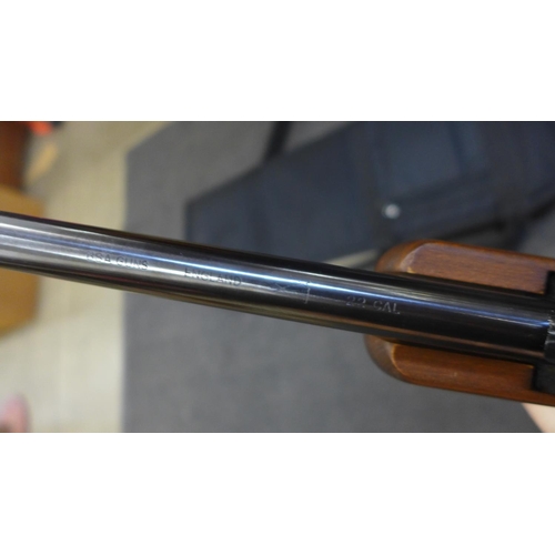 853 - A BSA .22 calibre air rifle