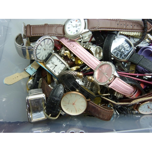956 - A box of modern wristwatches, some a/f