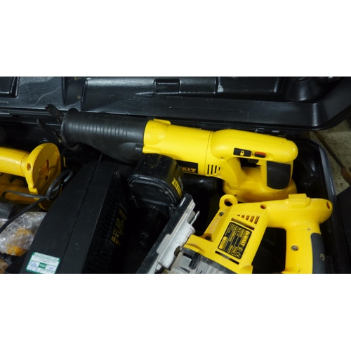 2014 - DeWalt cordless tool set; drill, 4 batteries, torch, jigsaw, reciprocating saw and circular saw