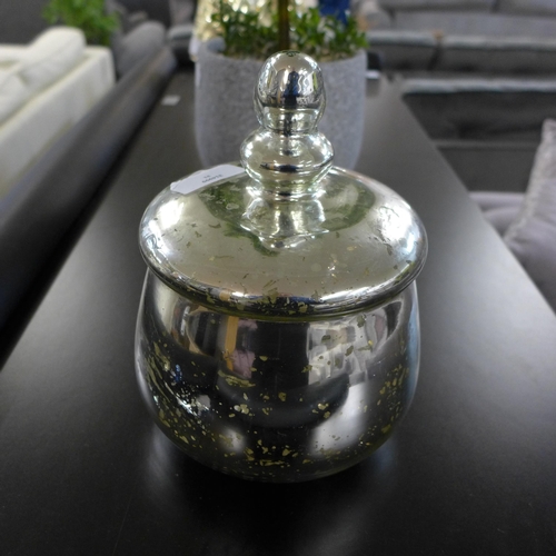 1353 - A silver bulbous trinket jar (2239307)   #