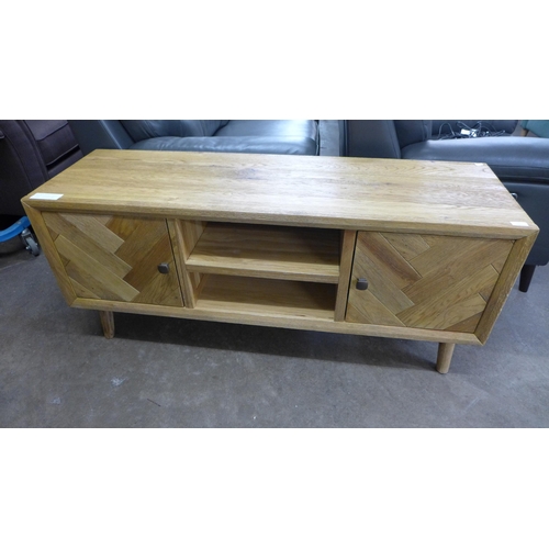 1486 - A rustic timber natural finish two door TV unit * this lot is subject to VAT