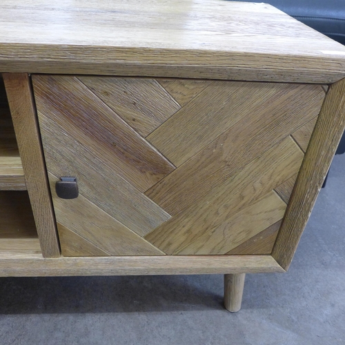 1486 - A rustic timber natural finish two door TV unit * this lot is subject to VAT