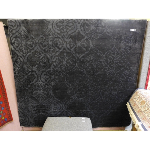 1516 - A charcoal ground contemporary carpet with an all over design