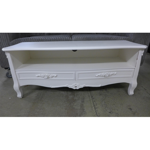 1593 - A white French style TV unit