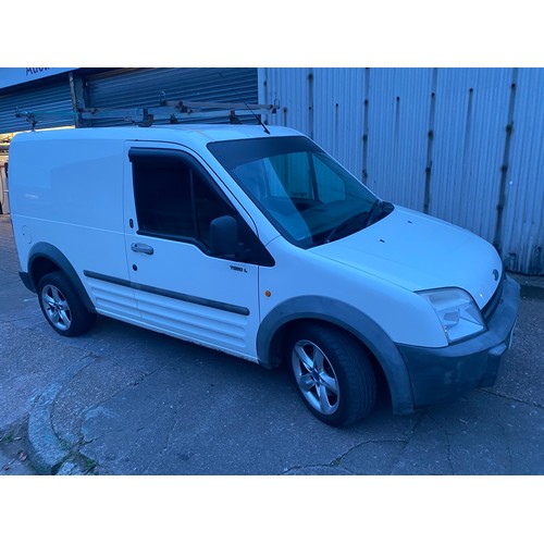 2319 - Ford Tran Connect RV55 XVO L220 TD SWB 2005 1753cc Diesel MOT 03.03.23 - Recorded miles last MOT 912... 