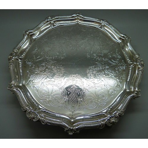 855 - A Victorian silver tray, London 1875, Roberts & Belk, 1017g, 30cm