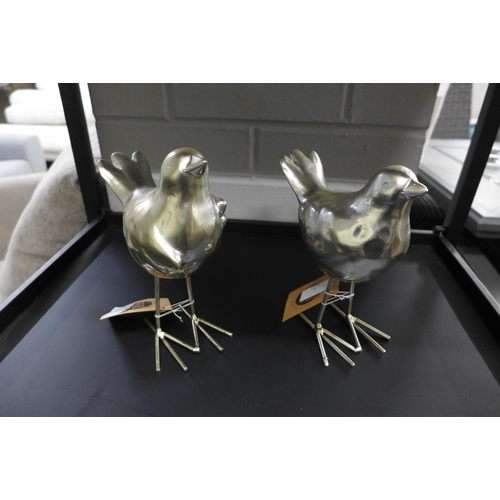 1337 - A set of two resin silver birds  H 18cms ( 1654215)   *