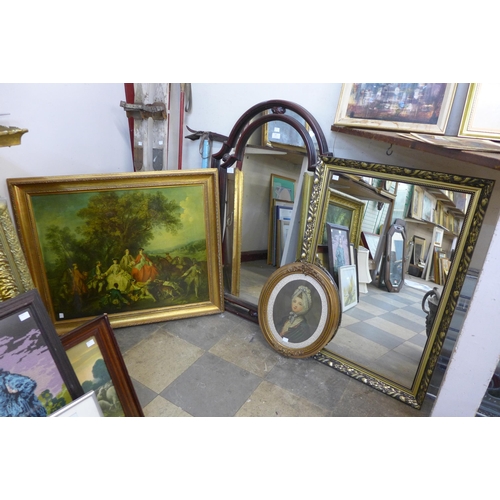 397 - A gilt framed mirror, a mahogany framed mirror and two prints