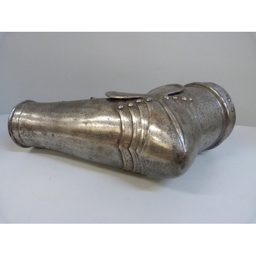 1007 - An articulated arm guard from a suit of armour, probably 16th or 17th century