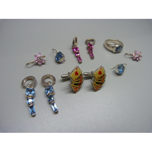 1016 - A silver ring, P, a pair of silver cufflinks and four pairs of silver earrings