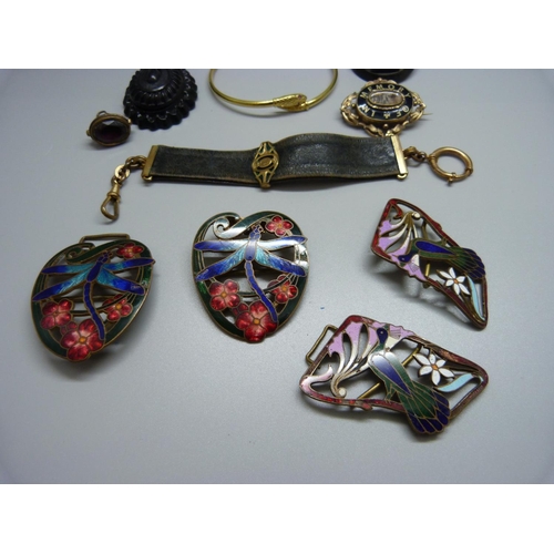 1020 - An 'In Memory Of' brooch, a carver pendant and a brooch, two buckles, enamel a/f, an Albert, a snake... 