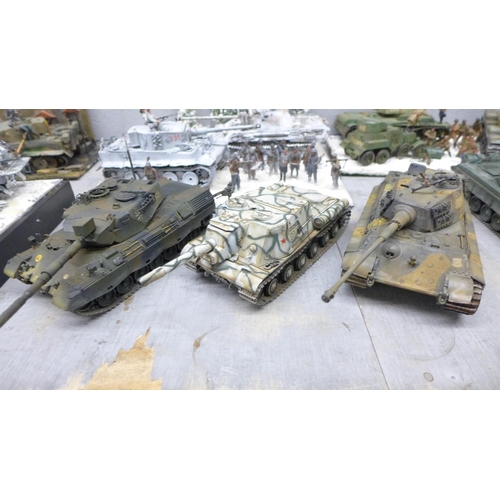 1130 - Four plastic model dioramas of WWII soldiers and five military vehicles