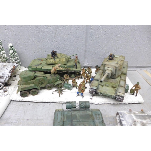 1130 - Four plastic model dioramas of WWII soldiers and five military vehicles